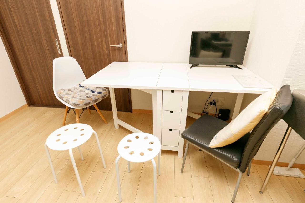 Gamadas Bld Prefektura Tokio Pokoj fotografie