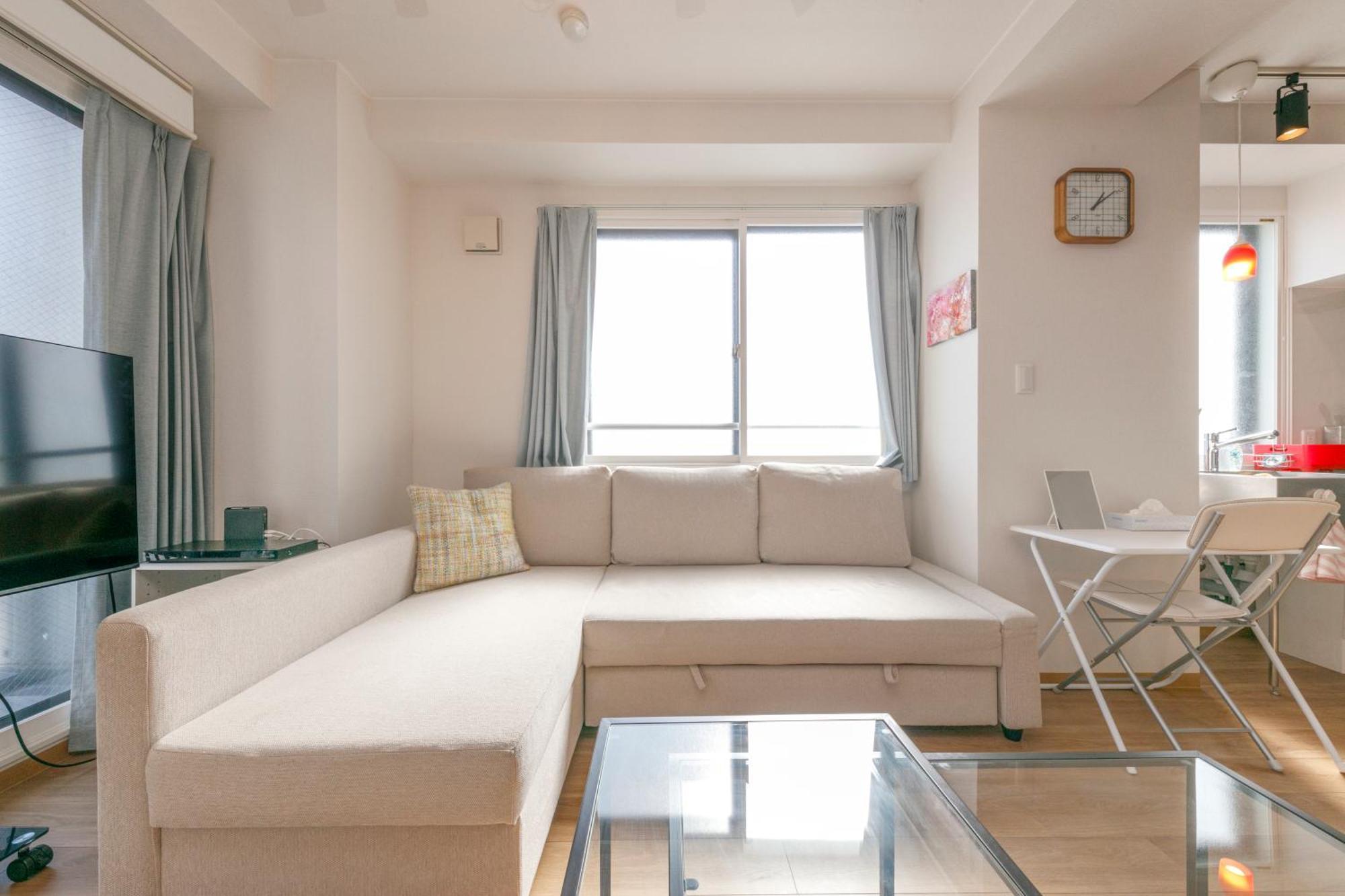 Gamadas Bld Prefektura Tokio Pokoj fotografie