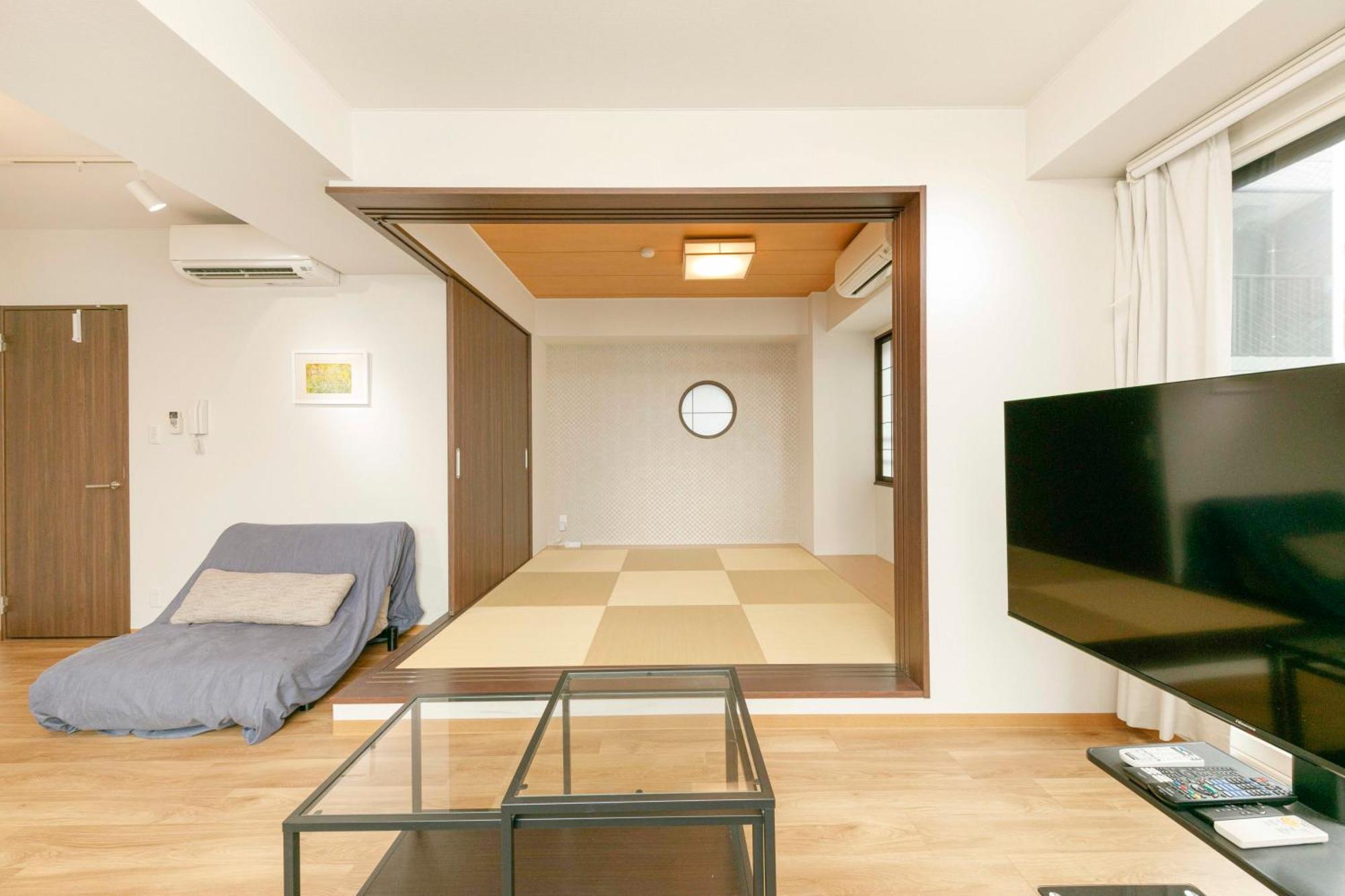 Gamadas Bld Prefektura Tokio Pokoj fotografie