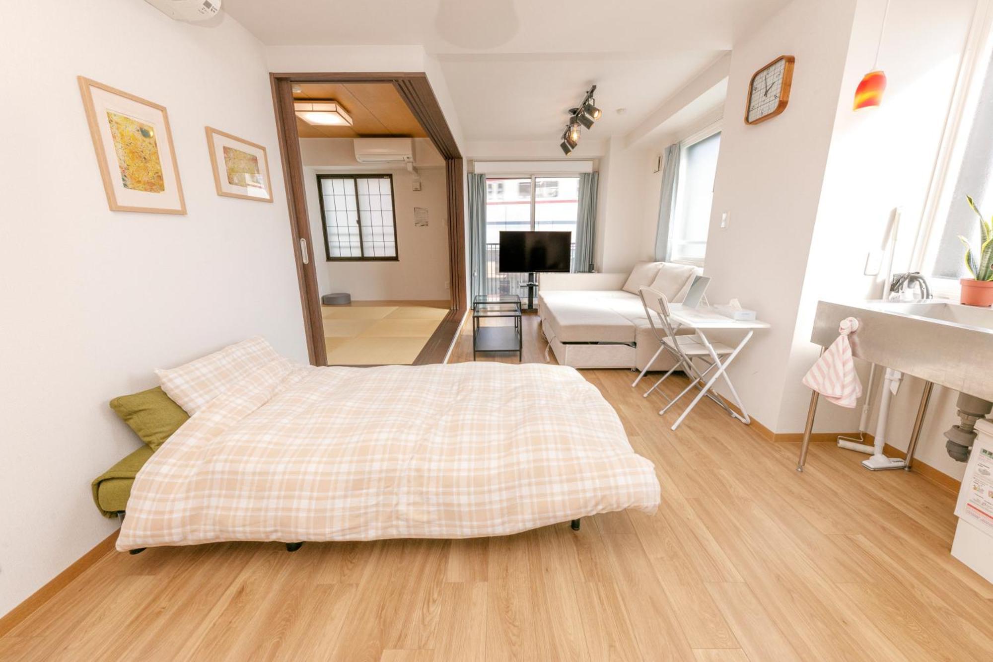 Gamadas Bld Prefektura Tokio Pokoj fotografie