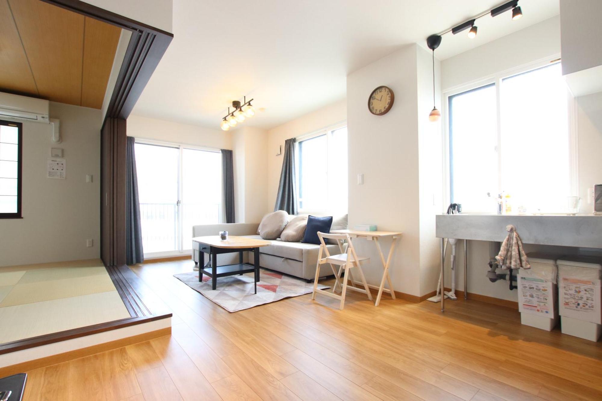 Gamadas Bld Prefektura Tokio Pokoj fotografie
