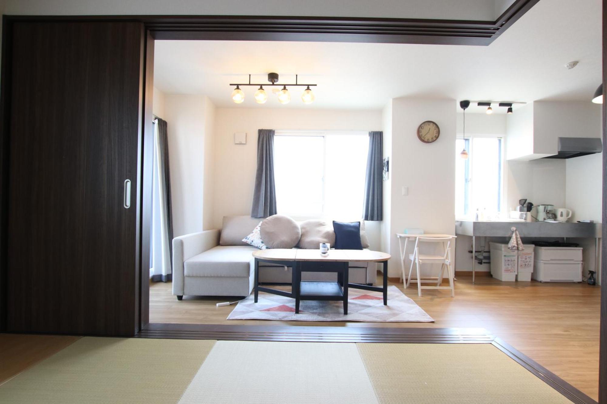Gamadas Bld Prefektura Tokio Pokoj fotografie