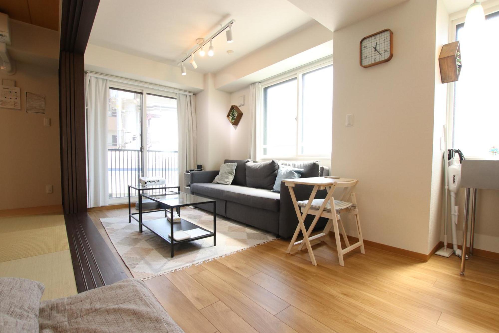 Gamadas Bld Prefektura Tokio Pokoj fotografie