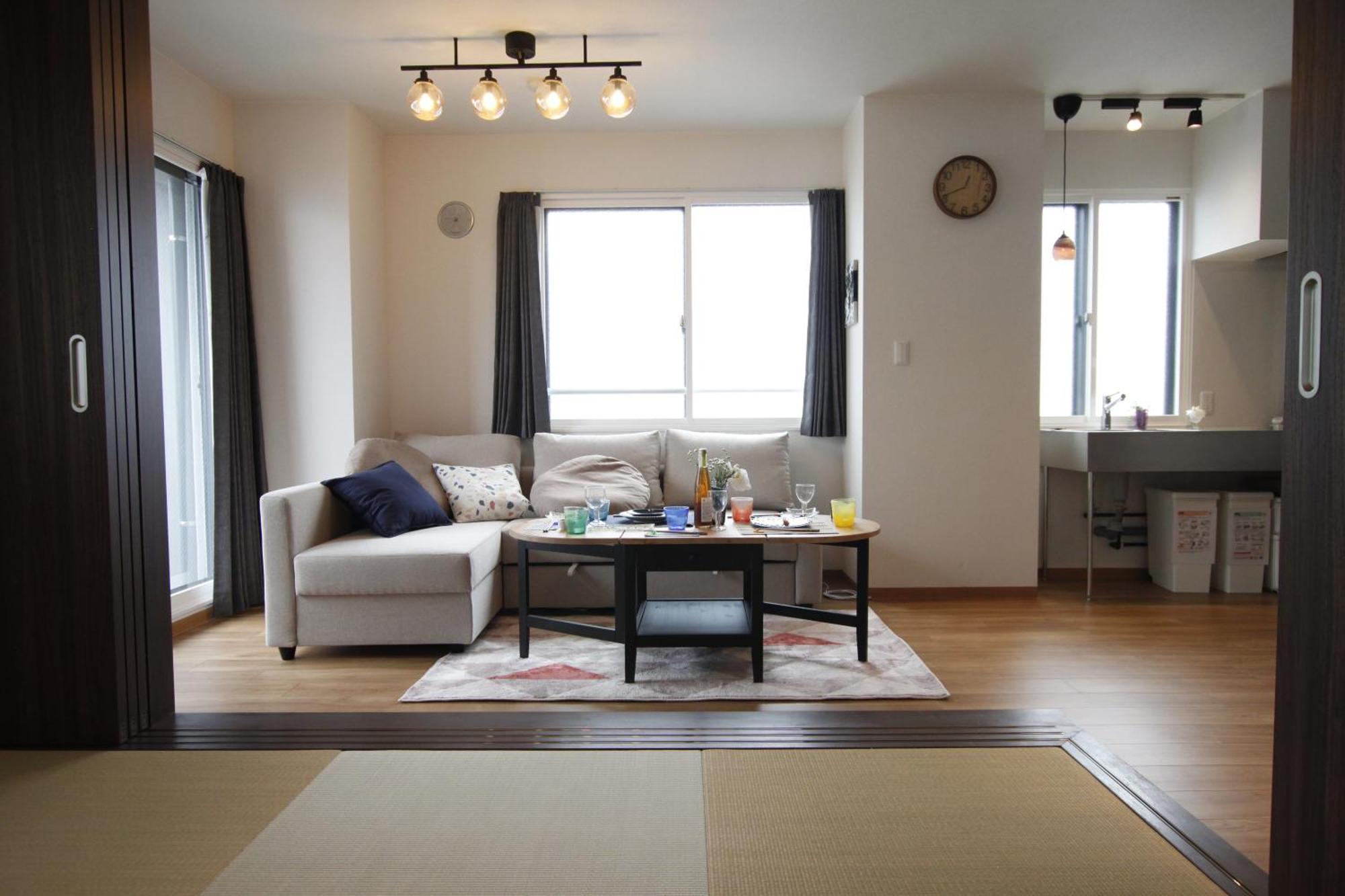 Gamadas Bld Prefektura Tokio Pokoj fotografie